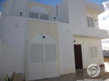 L 41 -                            Sale
                           Villa avec piscine Djerba